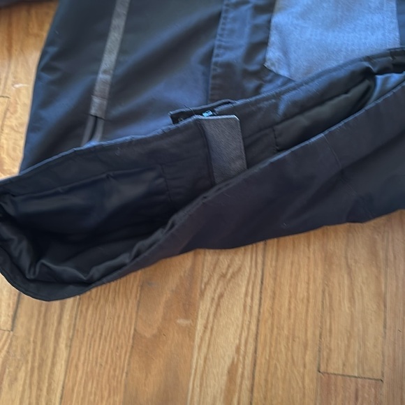 Spyder 7/8 black ski winter jacket great pre owned condition snowboarding snow - Picture 7 of 10